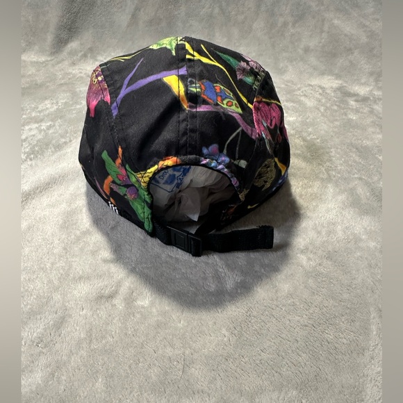 Adidas Originals Poisonous Garden Reversible Hat - Picture 4 of 8